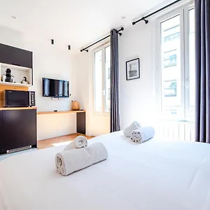 Elysees 2* Paris